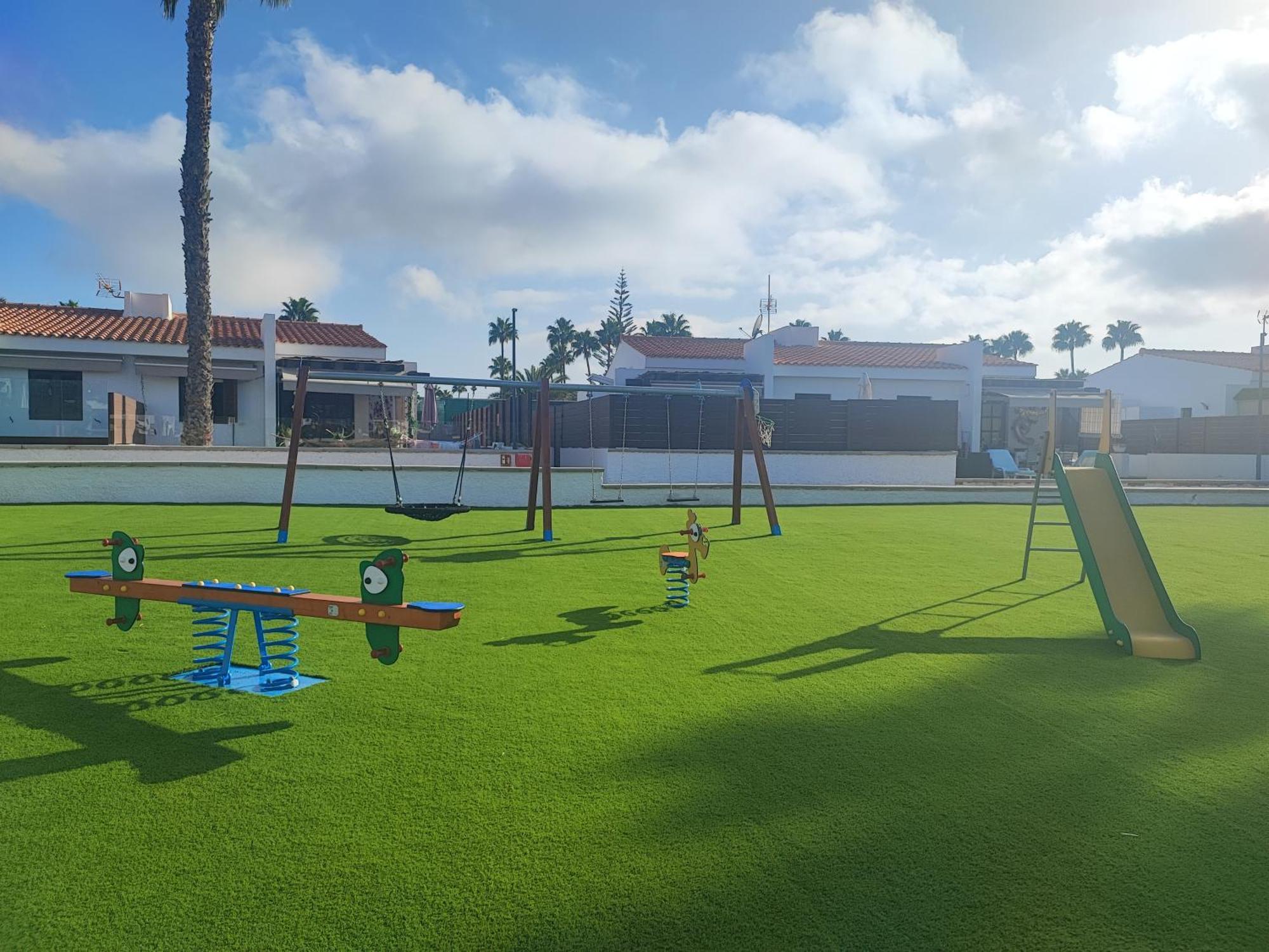 Bungalow Maspalomas Golf Con Jacuzzi, Piscina Y Jardin San Bartolomé Buitenkant foto